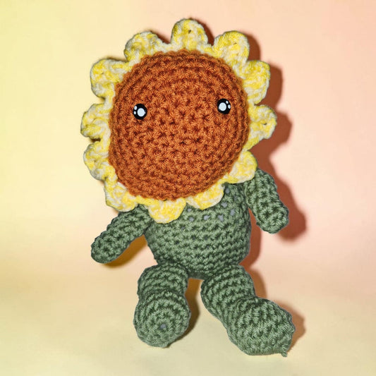 Crochet Sunflower Plushie | Handmade Flower Plush | Floral Home Décor | Cottagecore Gift | Botanical Keepsake