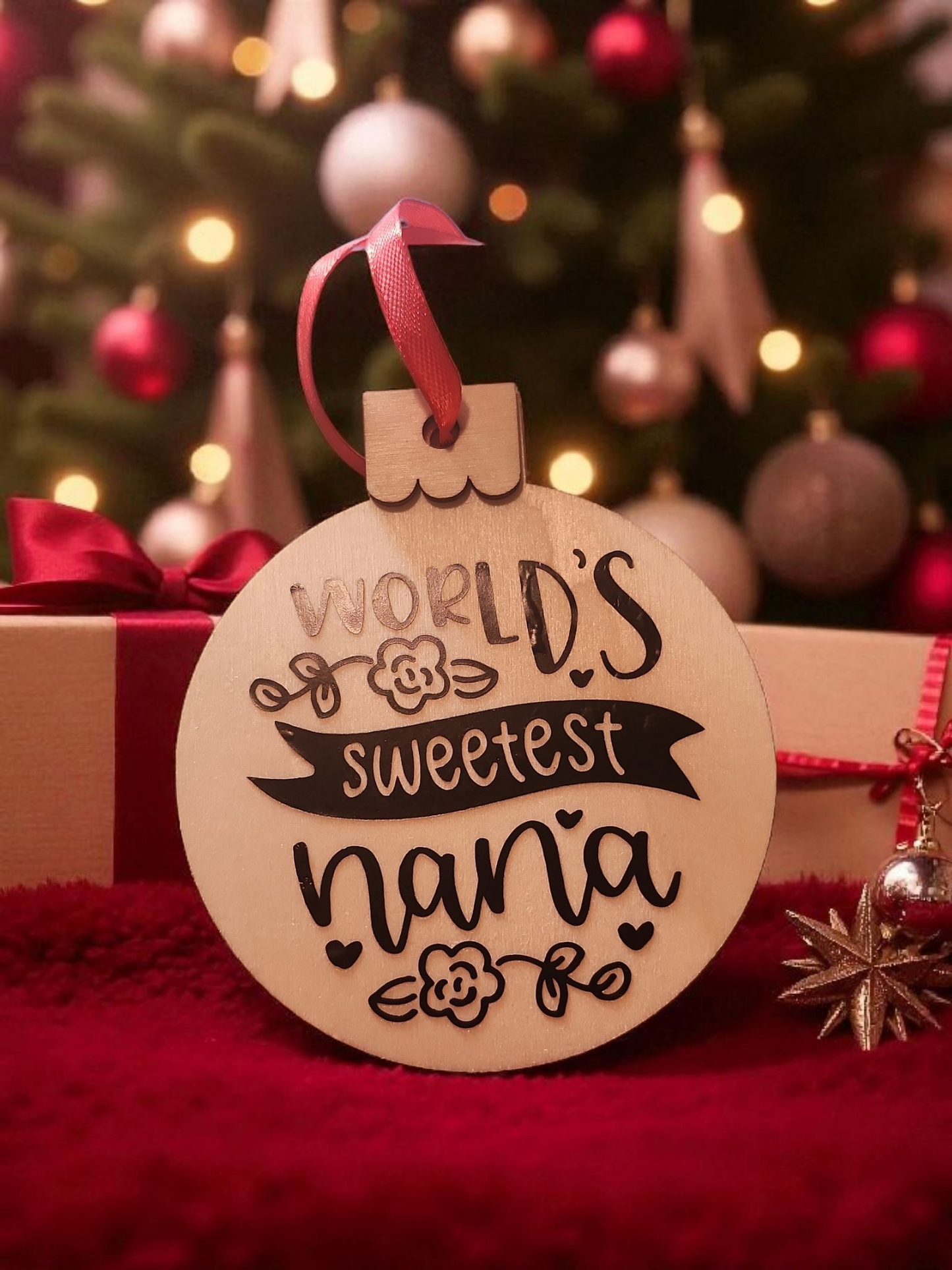 World's Sweetest Nana Ornament