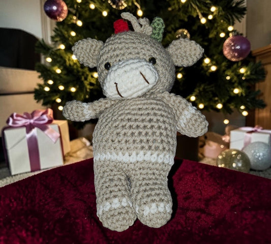 Handmade Crochet Highland Cow Gingerbread Plushie | Christmas Farmhouse Decor | Holiday Plush | Handmade Gift